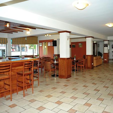 קאקופטריה Ekali Hotel מראה חיצוני תמונה